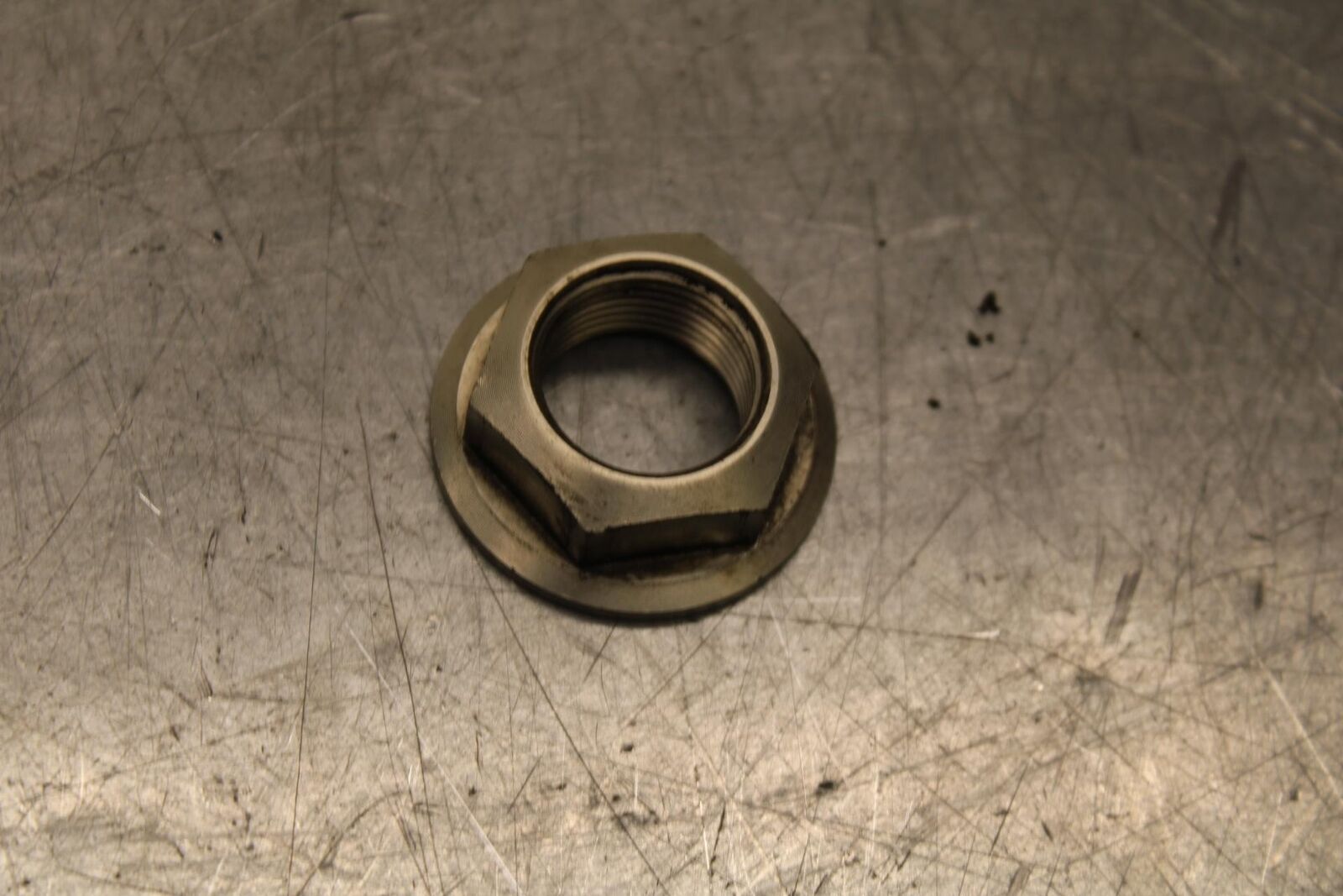2011 Suzuki GSXR600 FRONT WHEEL RIM AXLE PIVOT BOLT 54711-14J00 BB94