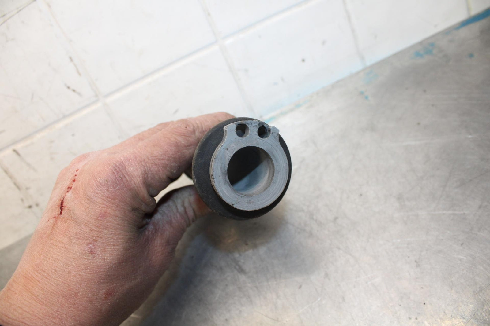 2003 Kawasaki Z1000 RIGHT THROTTLE GRIP 46019-0001 BB35