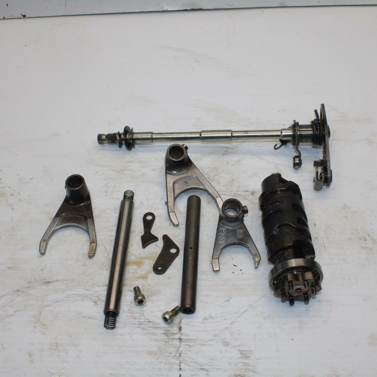 08-16 YAMAHA YZF R6 TRANSMISSION GEAR SHIFT SHIFTER CAM DRUM HARDWARE BB273