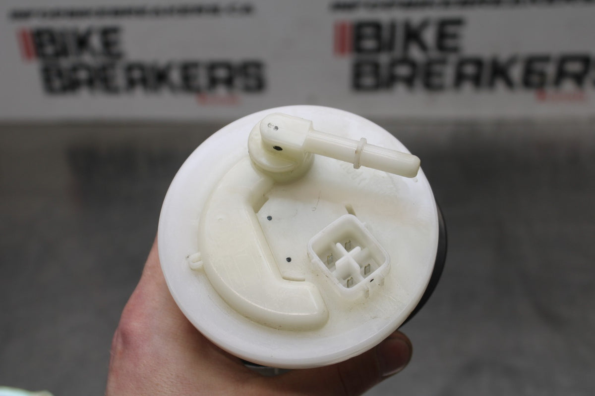 23 YAMAHA YZF R3 FUEL PUMP GAS PETROL SENDER UNIT BB806