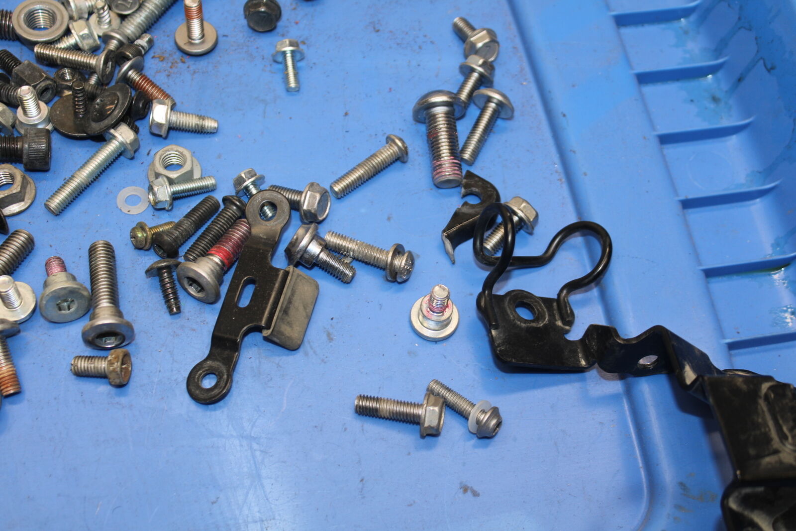 19-23 KAWASAKI NINJA ZX6R MOUNTING BOLTS HARDWARE MOTOR SCREWS BB701