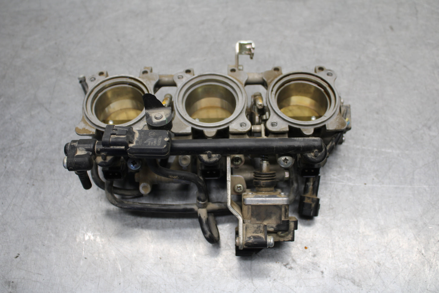 09-11 TRIUMPH DAYTONA 675 MAIN FUEL INJECTORS / THROTTLE BODIES BB652