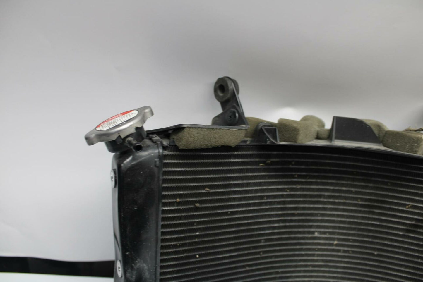 08-16 YAMAHA YZF R6 ENGINE RADIATOR MOTOR COOLER COOLING RADIATER BB247