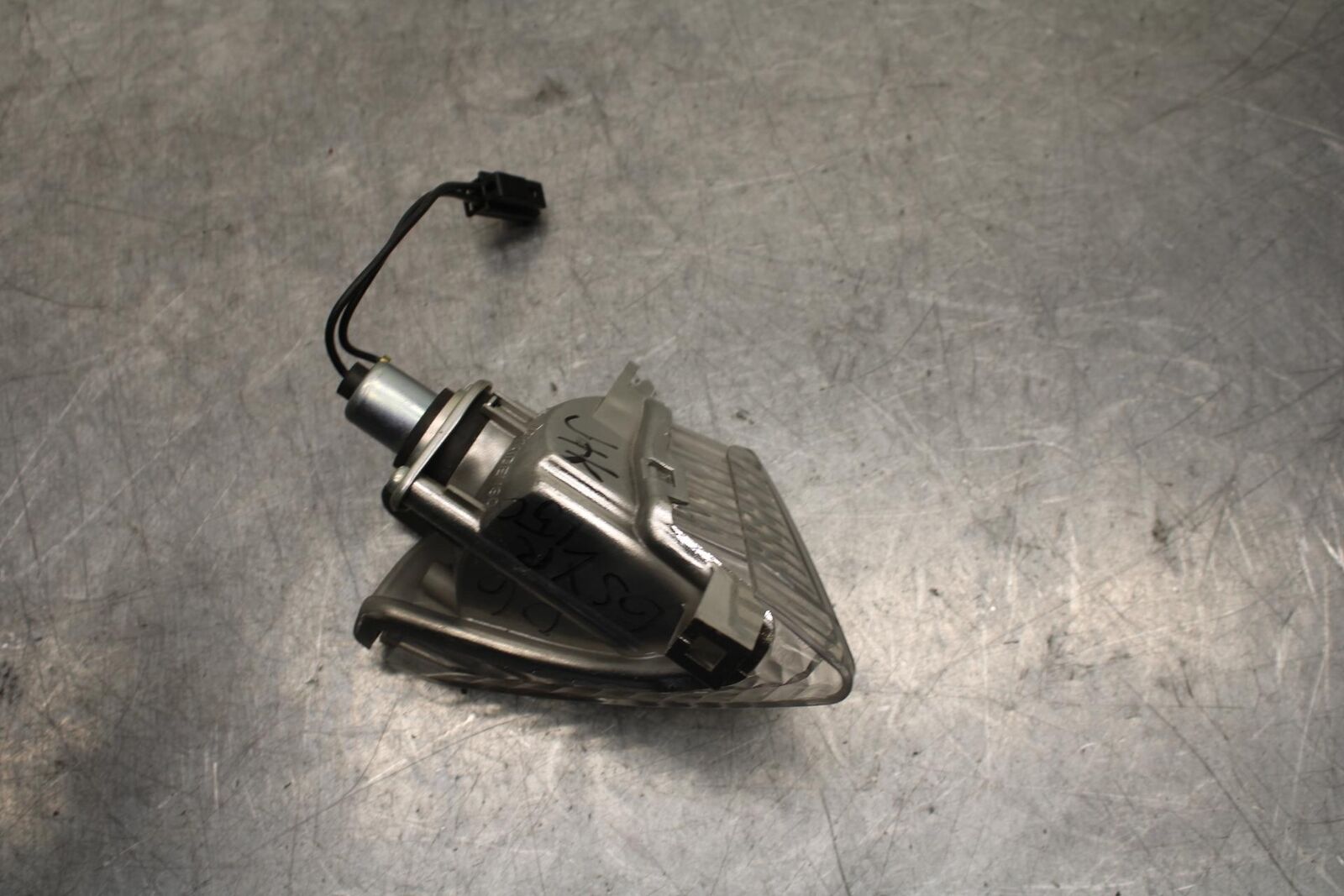 06-07 SUZUKI GSXR750 RIGHT REAR BACK TURN SIGNAL LIGHT INDICATOR 35603-41G01 BB6