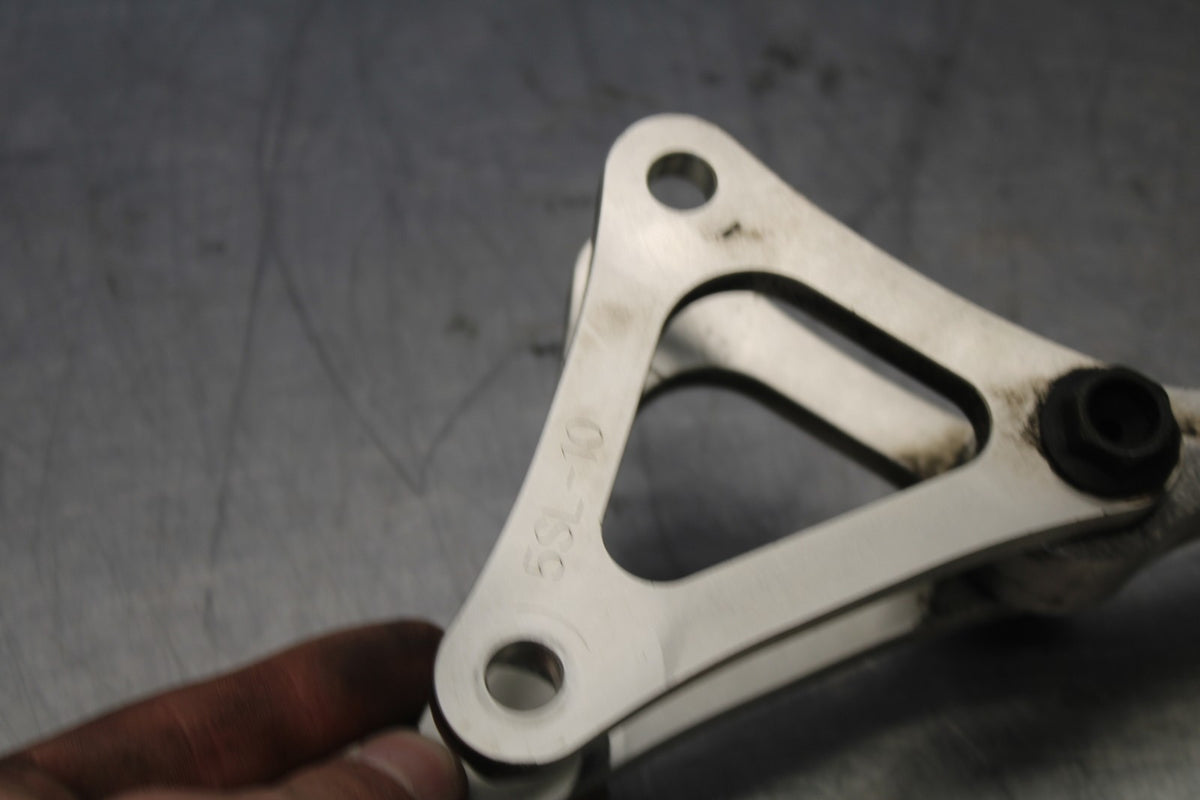 05 YAMAHA YZF R6 REAR DOGBONE SHOCK LINKAGE LINK BB894