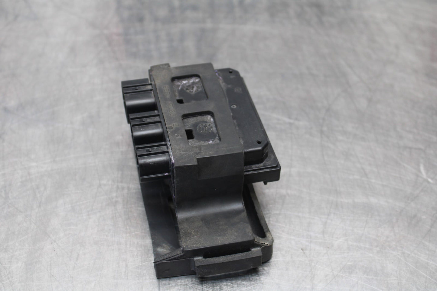 21-23 KAWASAKI NINJA ZX6R RELAY ASSEMBLY FUSE BOX BB179