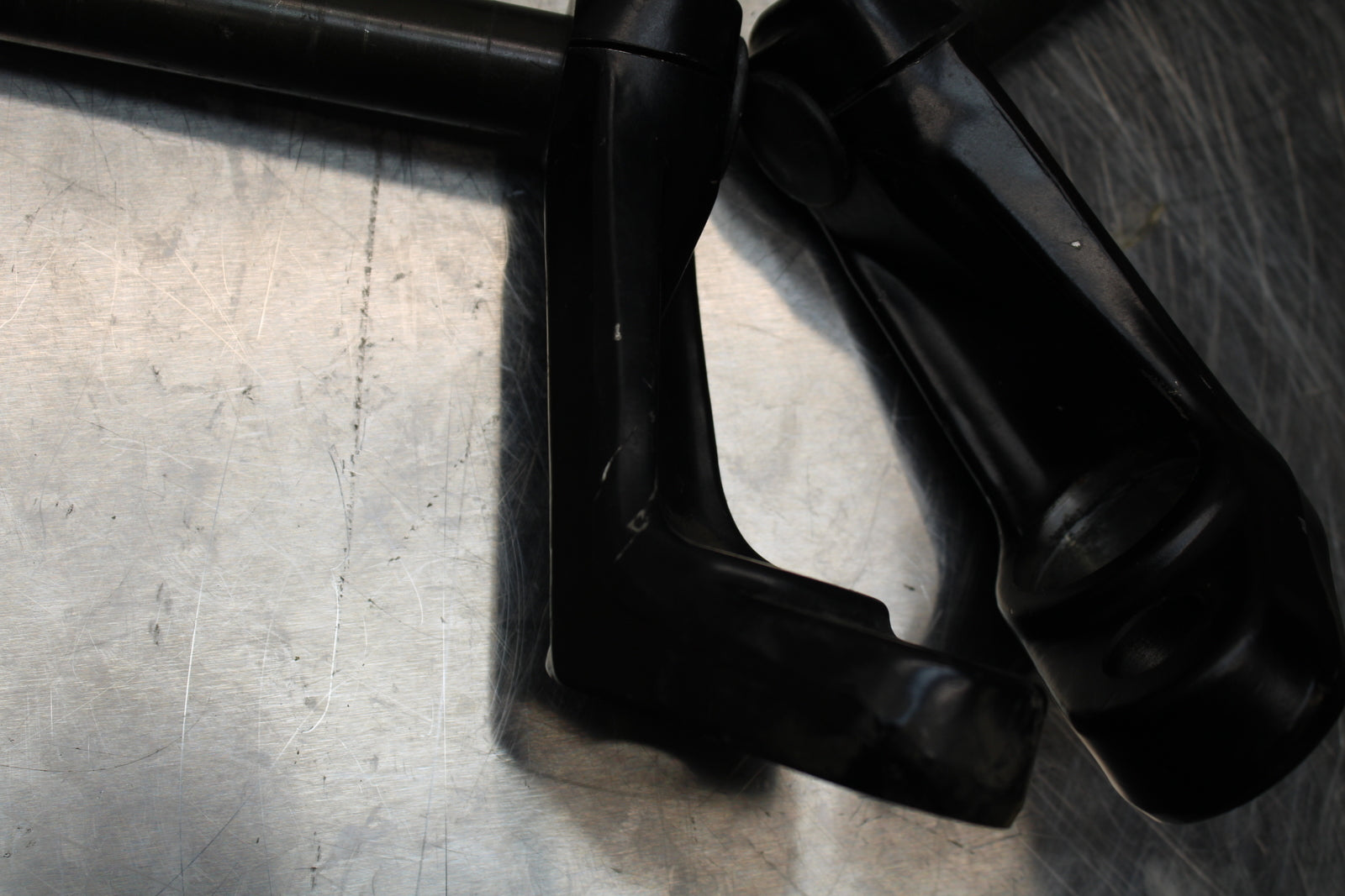 86 SUZUKI GS750ES LEFT RIGHT CLIP ON ONS HANDLEBARS PAIR SET BB140