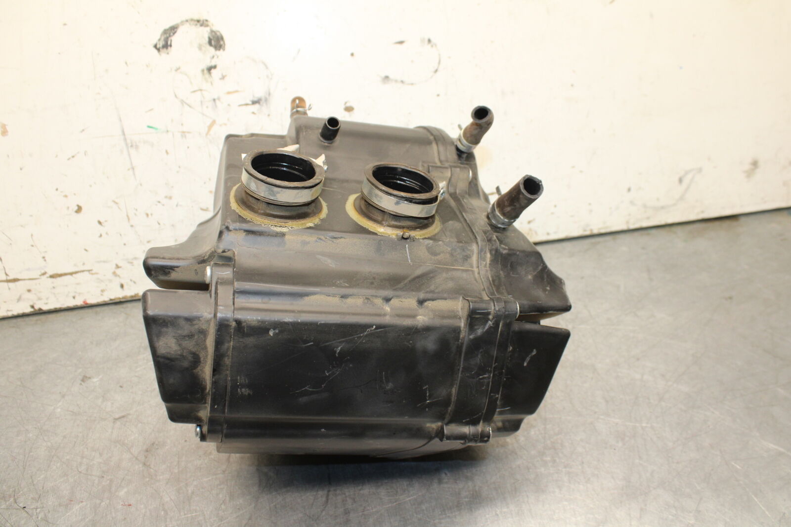 19-24 YAMAHA R3 AIRBOX AIR INTAKE FILTER BOX BB736