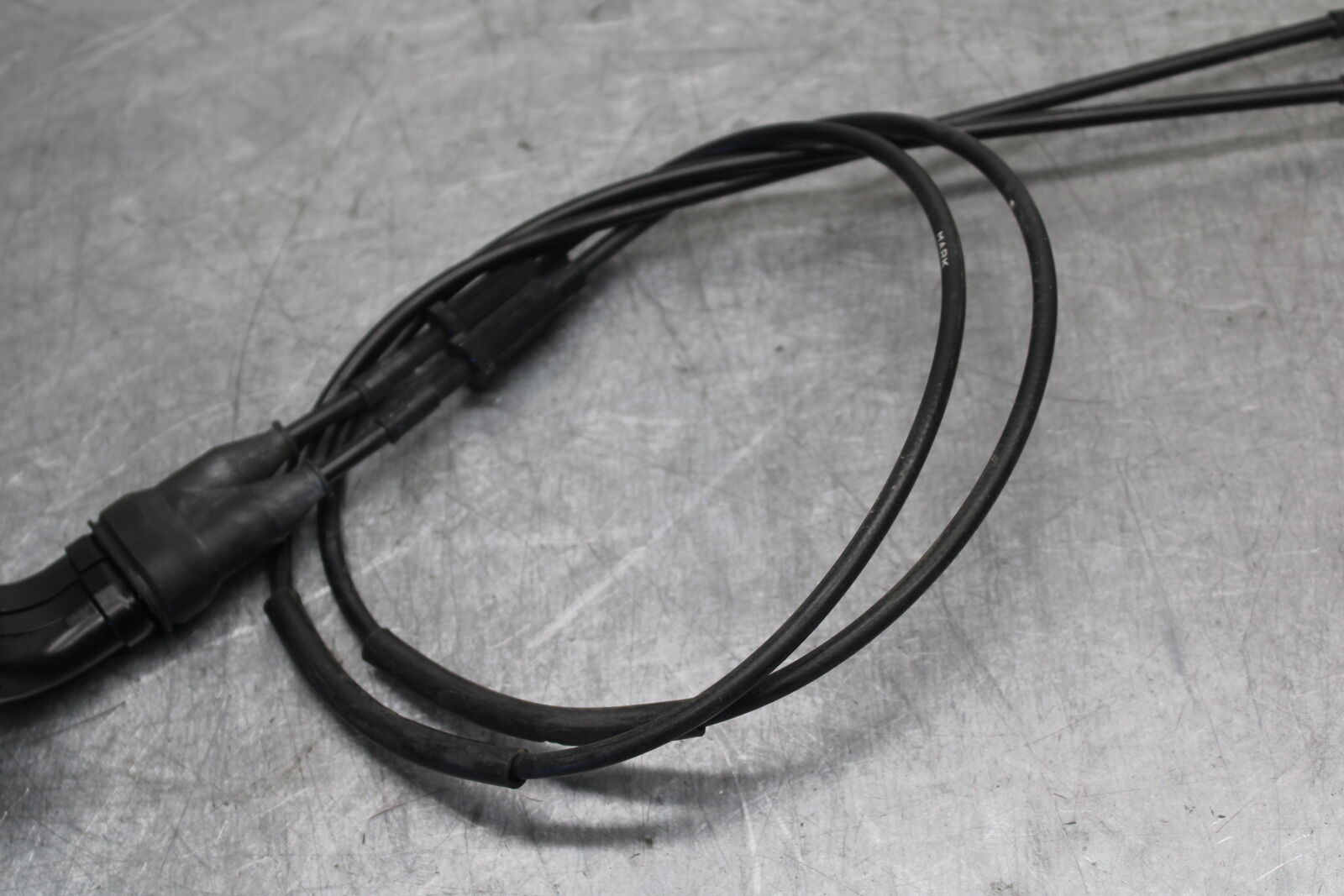 09-12 KAWASAKI NINJA ZX6R THROTTLE CABLE LINE HOUSING GUIDE BB698