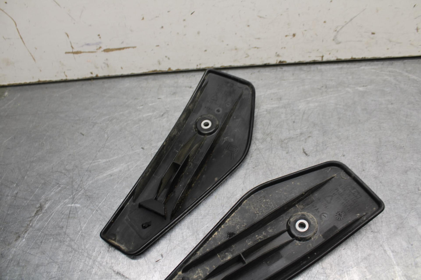 16-18 KTM 690 DUKE  RADIATOR COVERS BB631