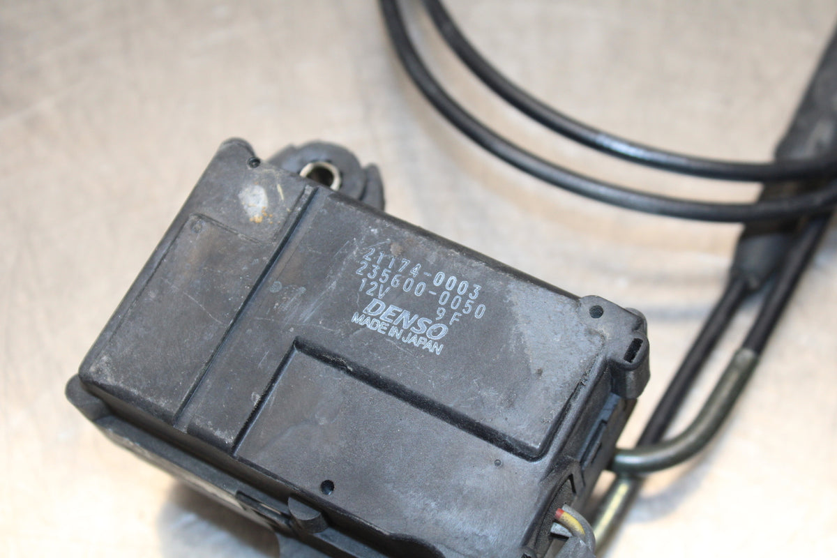 04-05 KAWASAKI NINJA ZX10R EXHAUST VALVE SERVO MOTOR BB163