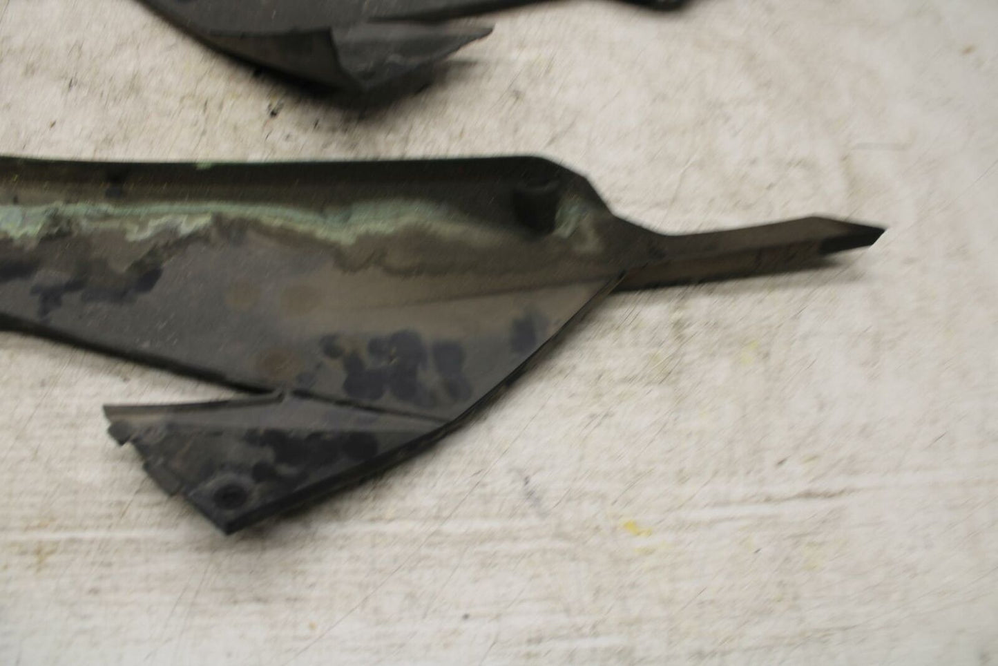 12-13 KAWASAKI EX300 NINJA LOWER BOTTOM BELLY FAIRING COWL BB373