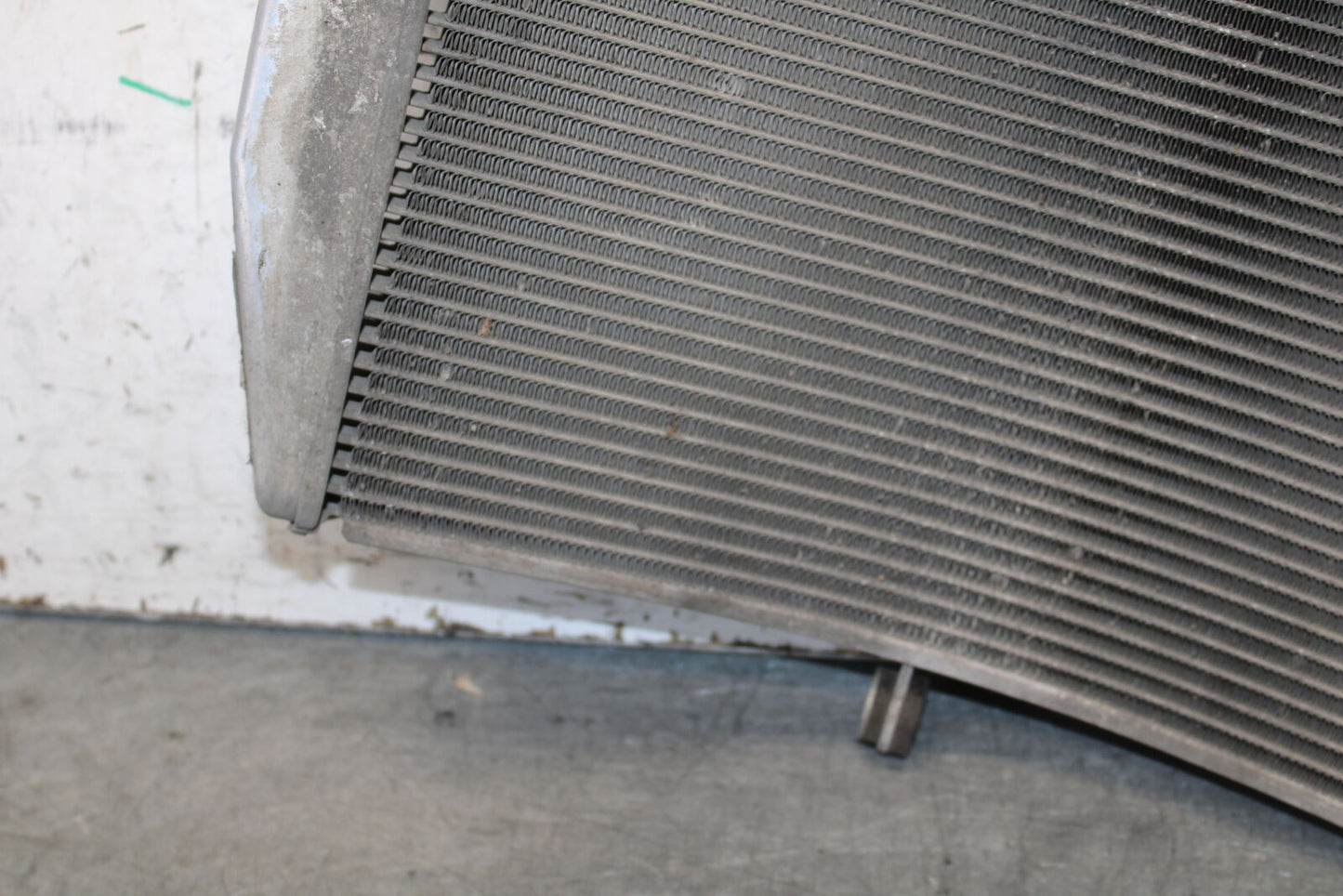 19-23 KAWASAKI NINJA ZX6R ENGINE RADIATOR MOTOR COOLER COOLING RADIATER BB701