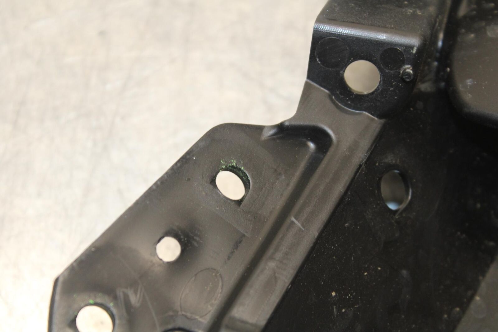 23 KAWASAKI NINJA ZX6R 636 FRONT INNER COWL FAIRING BB609