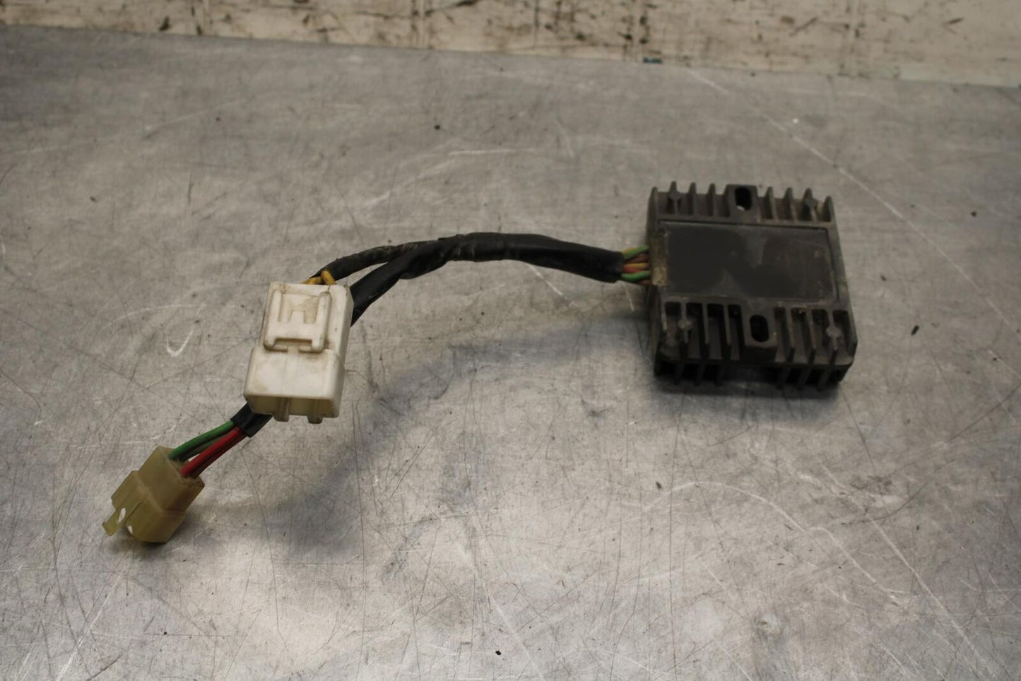 2005 Honda CBR600RR RECTIFIER VOLTAGE REGULATOR 31600-MEE-872 BB564