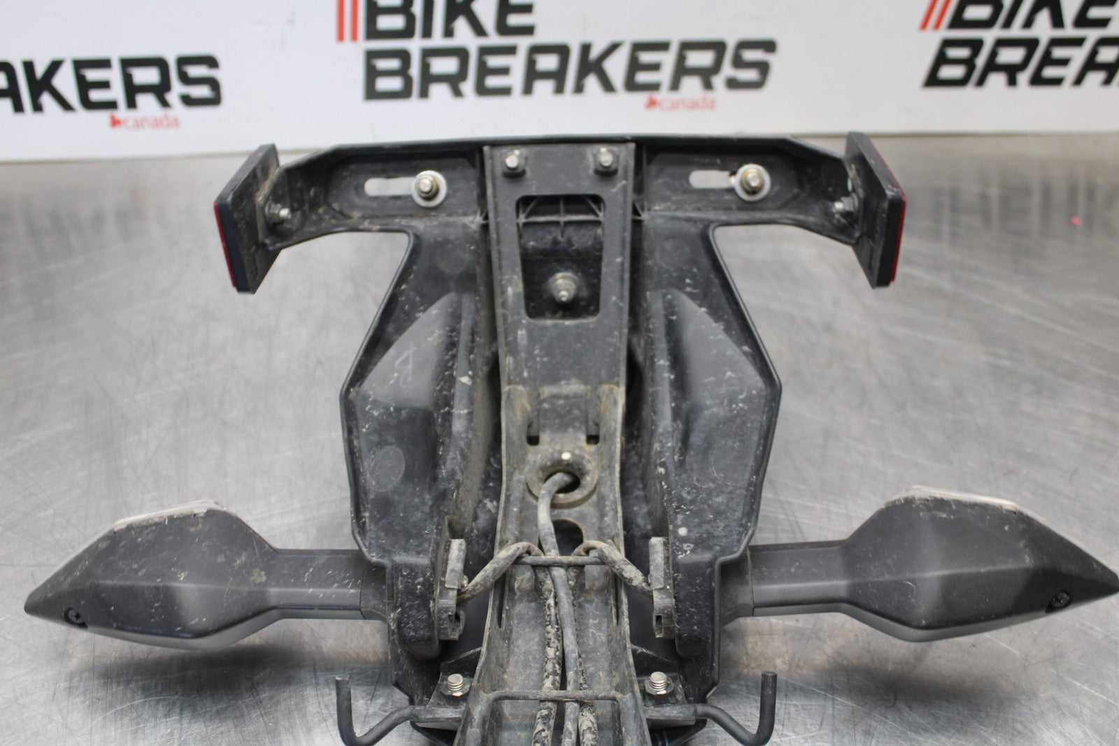 18-23 KAWASAKI NINJA 400 EX400 ABS REAR BACK FENDER MUD GUARD BB177