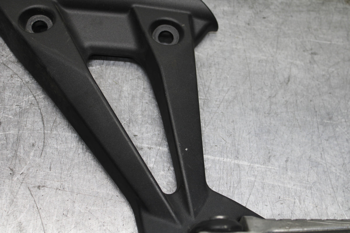 08-12 KAWASAKI NINJA 250R EX250J REAR BACK PASSENGER PEG SET PAIR BB111