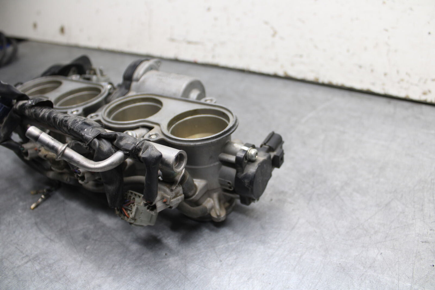 07-08 YAMAHA YZF R1 MAIN FUEL INJECTORS / THROTTLE BODIES BB724