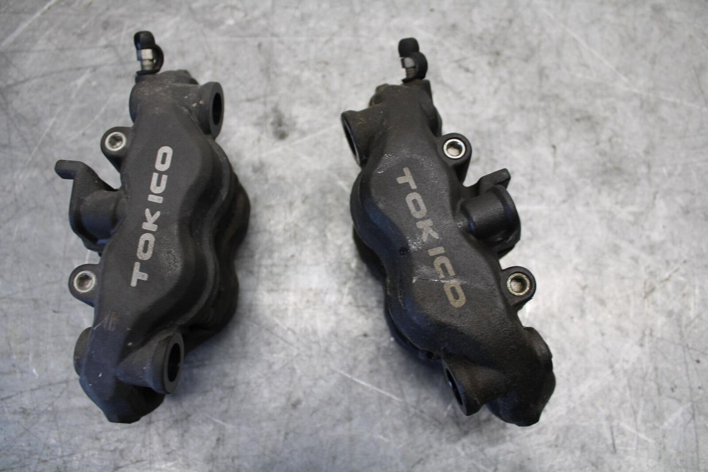 2009 Honda CBR600RR RIGHT LEFT FRONT BRAKE CALIPER SET PAIR CALIPERS BB536