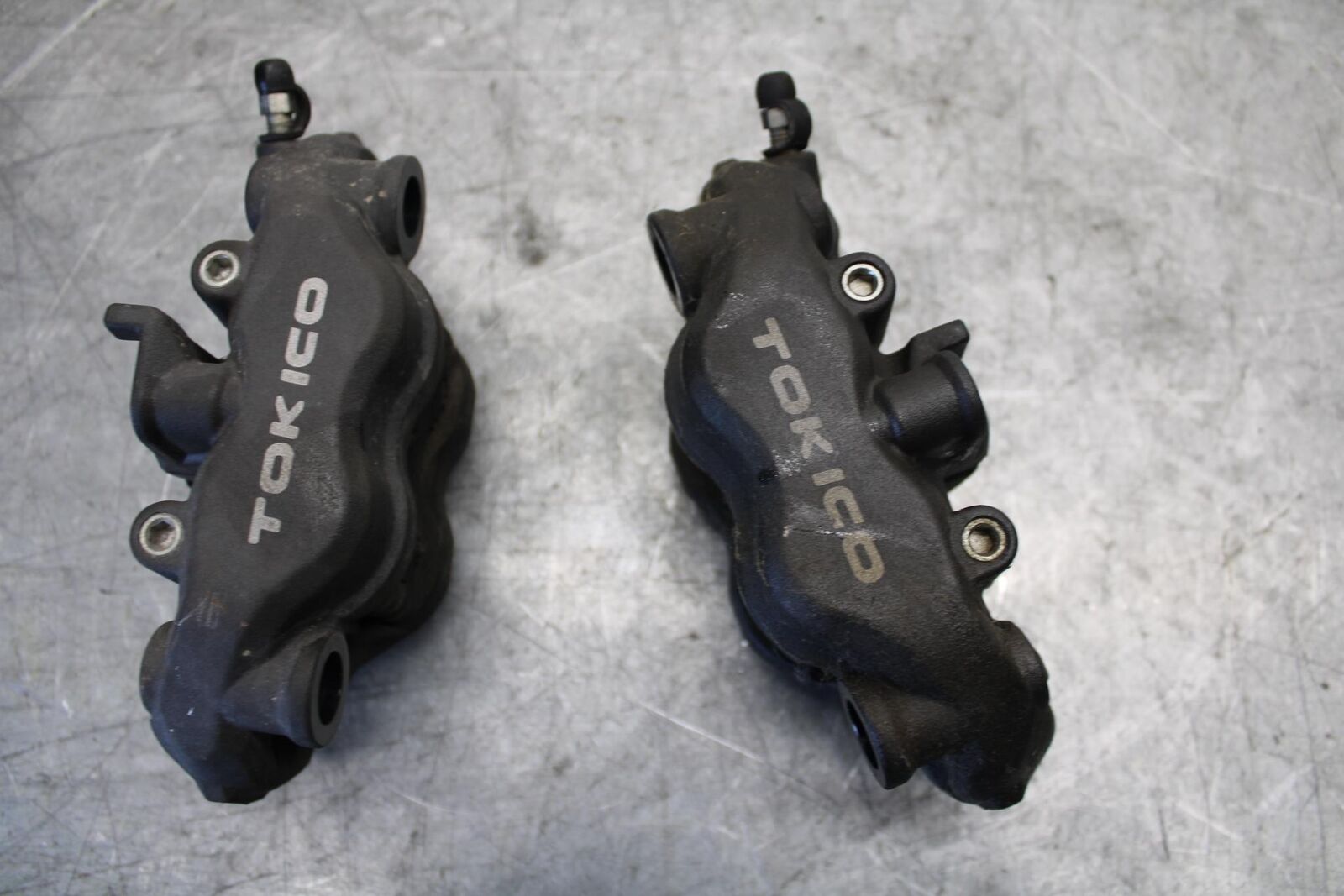 2009 Honda CBR600RR RIGHT LEFT FRONT BRAKE CALIPER SET PAIR CALIPERS BB536