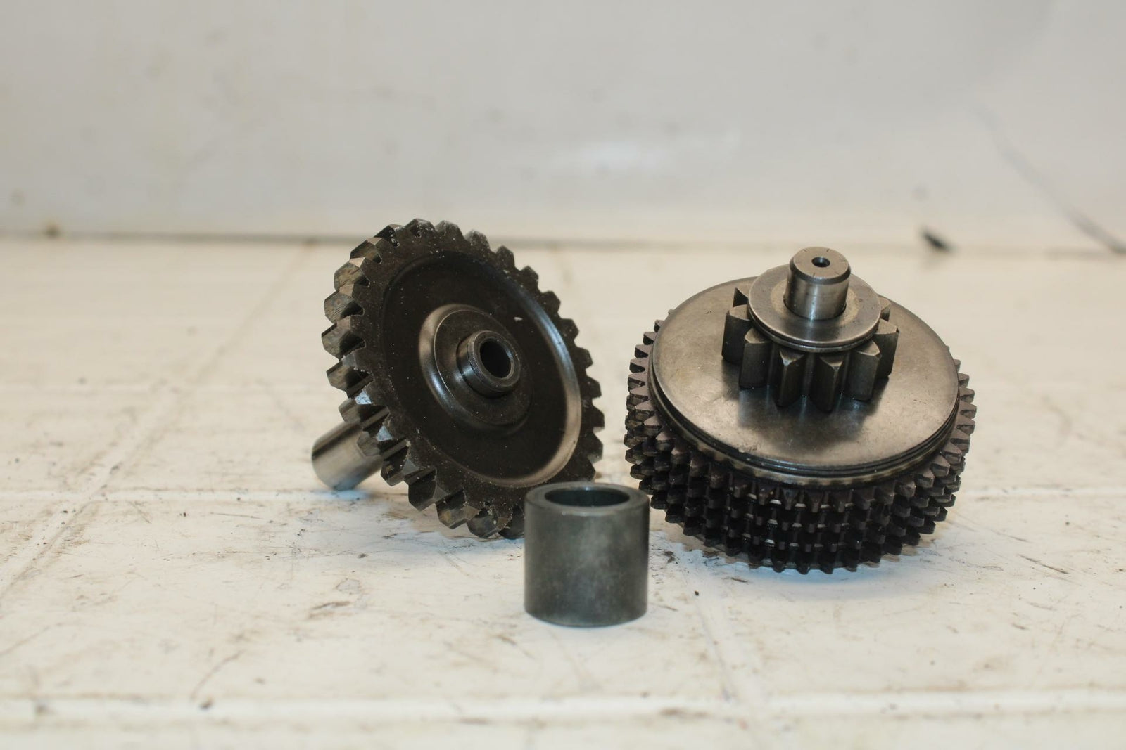 98-03 SUZUKI TL1000R ENGINE MOTOR IDLER IDLING GEAR BB23
