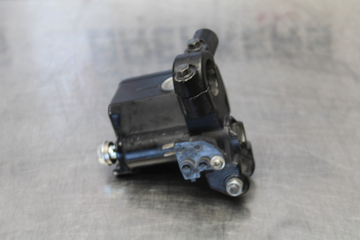10 SUZUKI SV650 FRONT BRAKE MASTER CYLINDER BB181