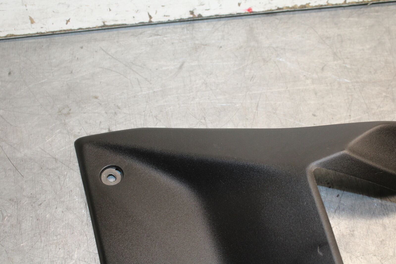 18-24 KAWASAKI NINJA 650 LEFT & RIGHT MID UPPER SIDE FAIRING COWL PLASTIC BB725