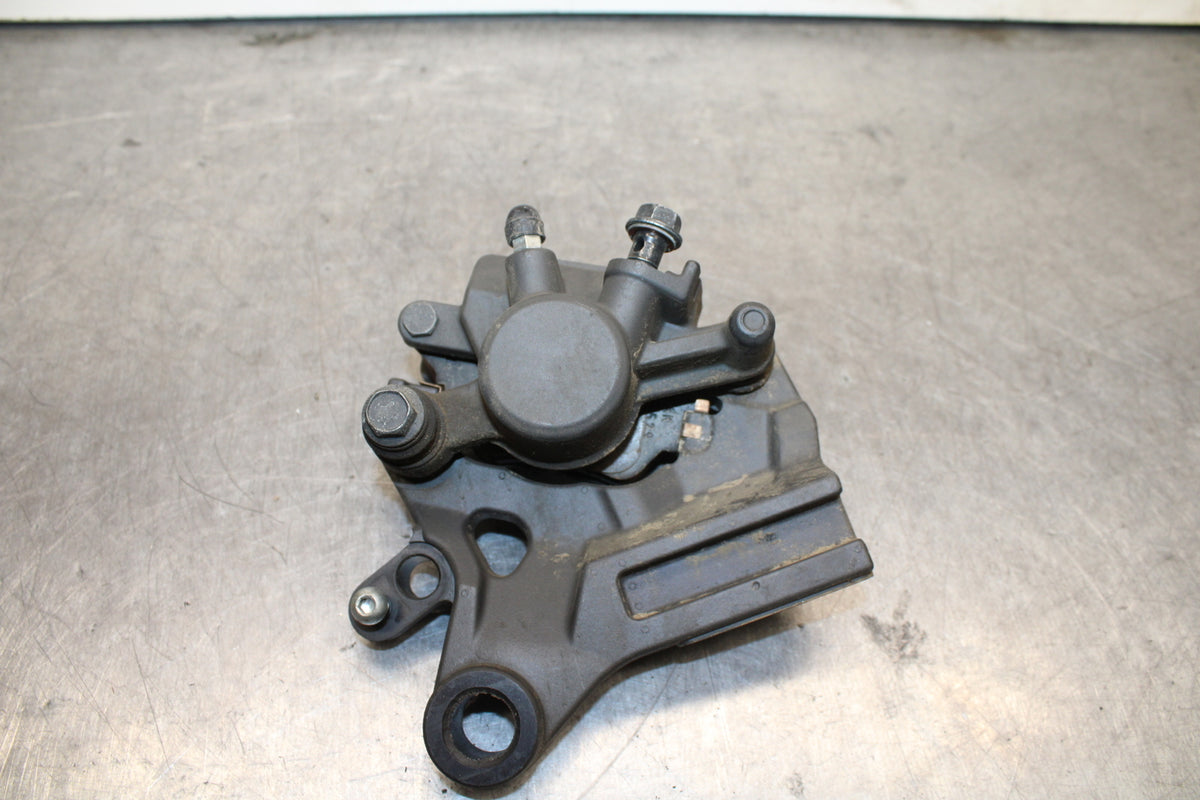 19-21 YAMAHA YZF R3 REAR BACK BRAKE CALIPER W MOUNT BRACKET BB121