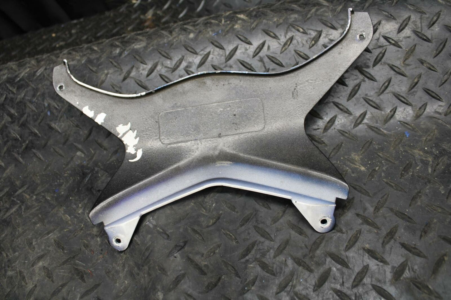 13-18 KAWASAKI NINJA ZX6R CENTER REAR BACK TAIL FAIRING COWL BB203