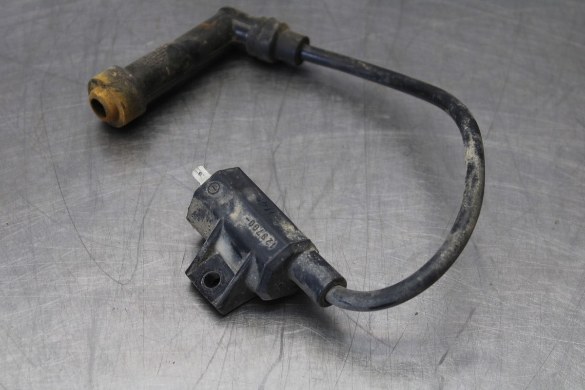 06 KAWASAKI KLR650 IGNITION COIL SPARK PLUG CAP  BB919