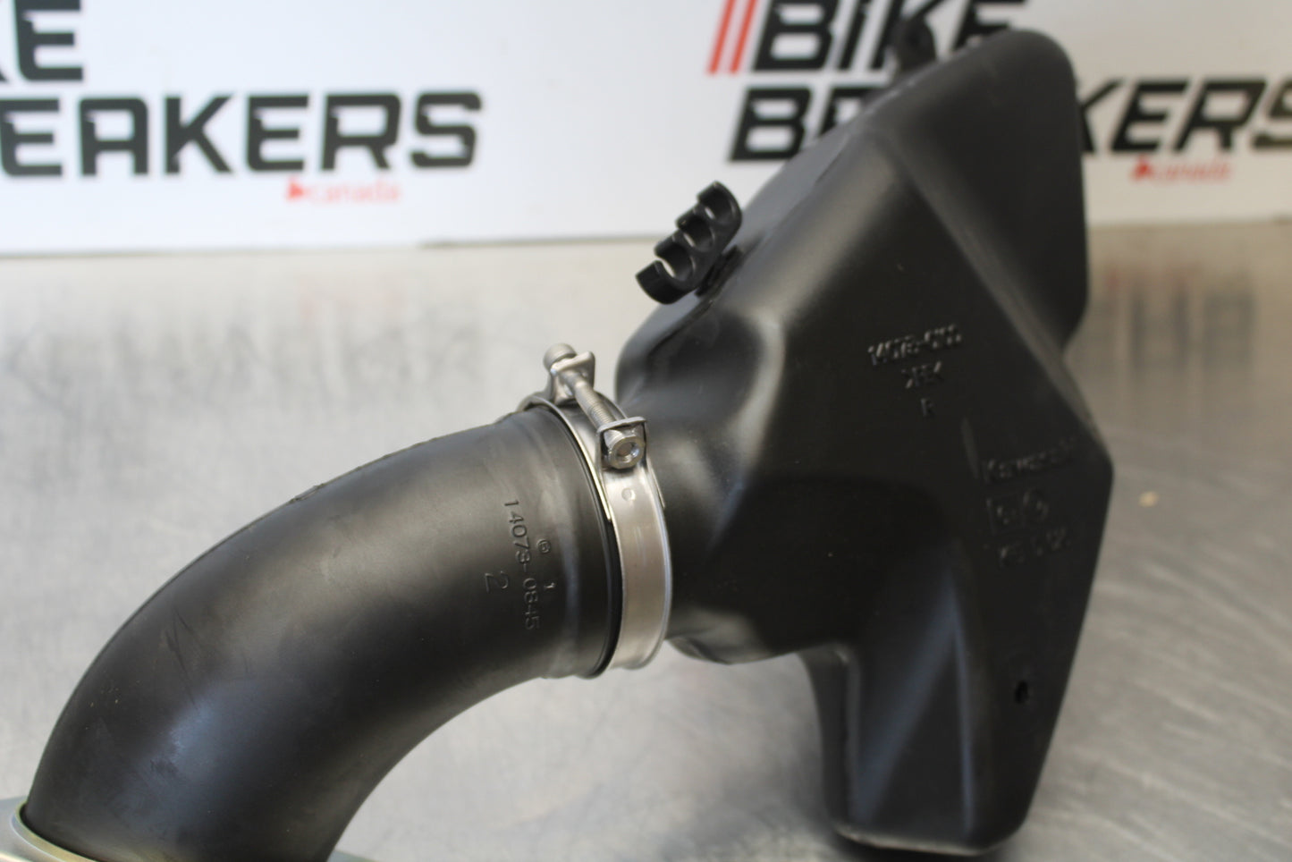 23-24 KAWASAKI NINJA ZX14R NEW!! RIGHT LEFT AIR INTAKE DUCTS BB169