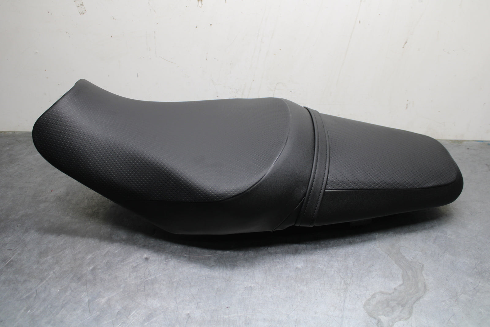 12-25 KAWASAKI NINJA ZX14R NEW!! FRONT REAR SEAT SADDLE BB757