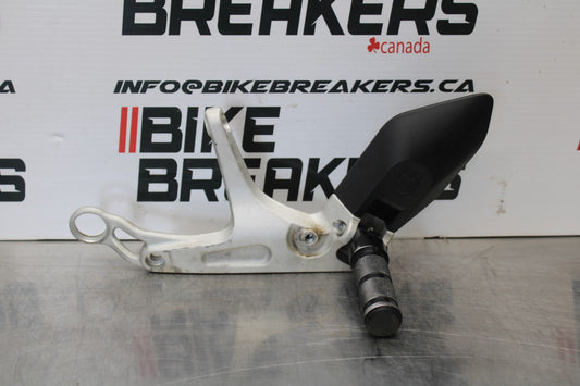 18-22 HUSQVARNA VITPILEN 701 LEFT REARSET REAR SET DRIVER FOOT PEG REST BB198