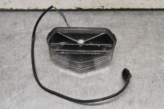 16 KAWASAKI NINJA ZX10R FRONT CENTER RUNNING LIGHT BB650