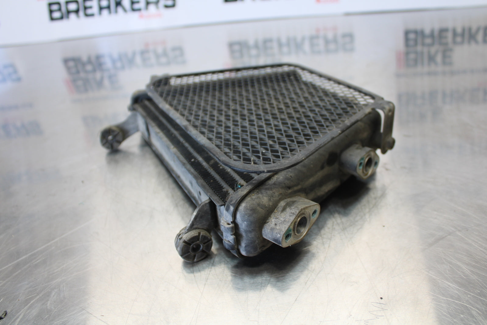 11 SUZUKI GSXR1000 ENGINE MOTOR OIL COOLER  BB142
