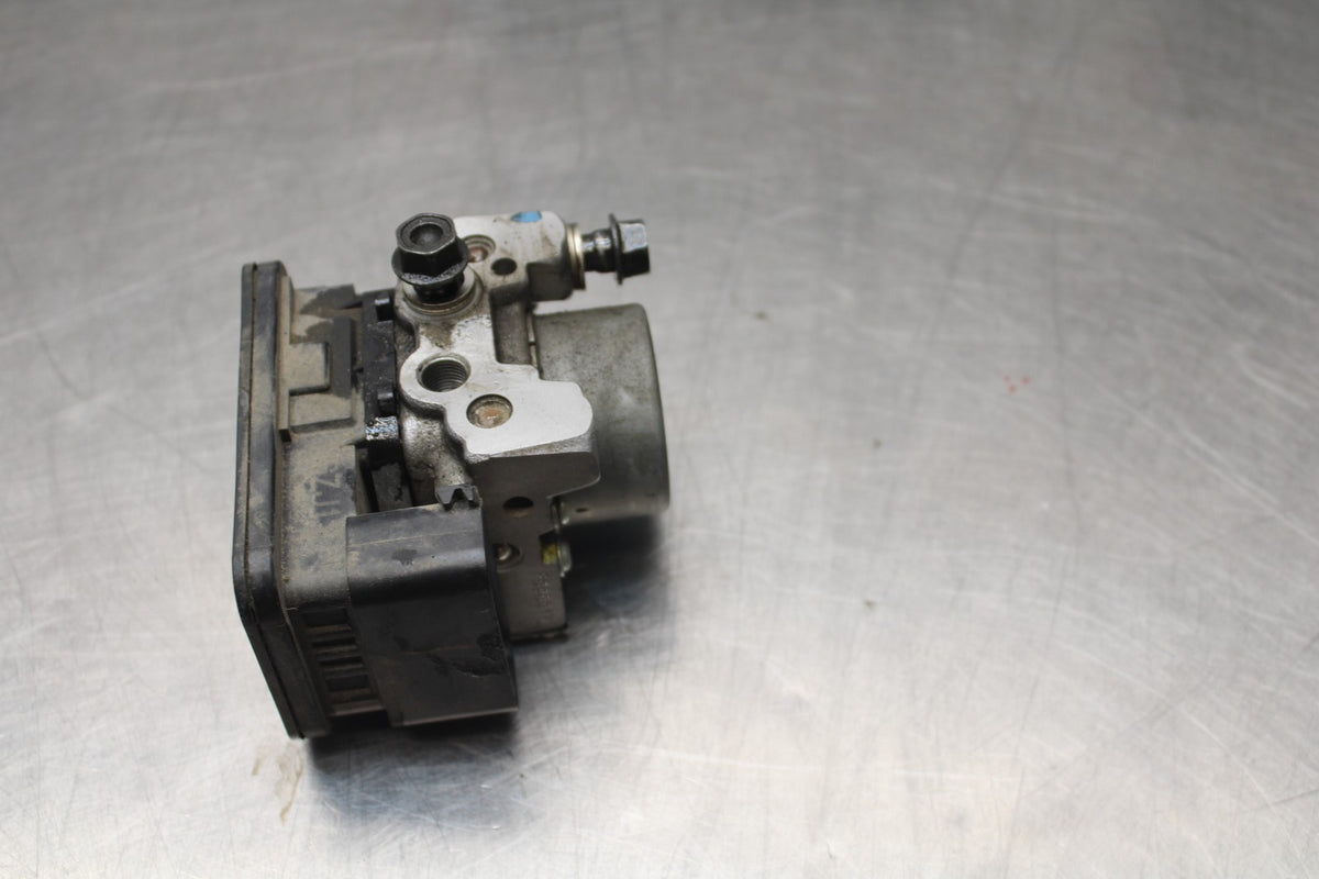 18 HONDA CB500F ABS PUMP UNIT MODULE BB861