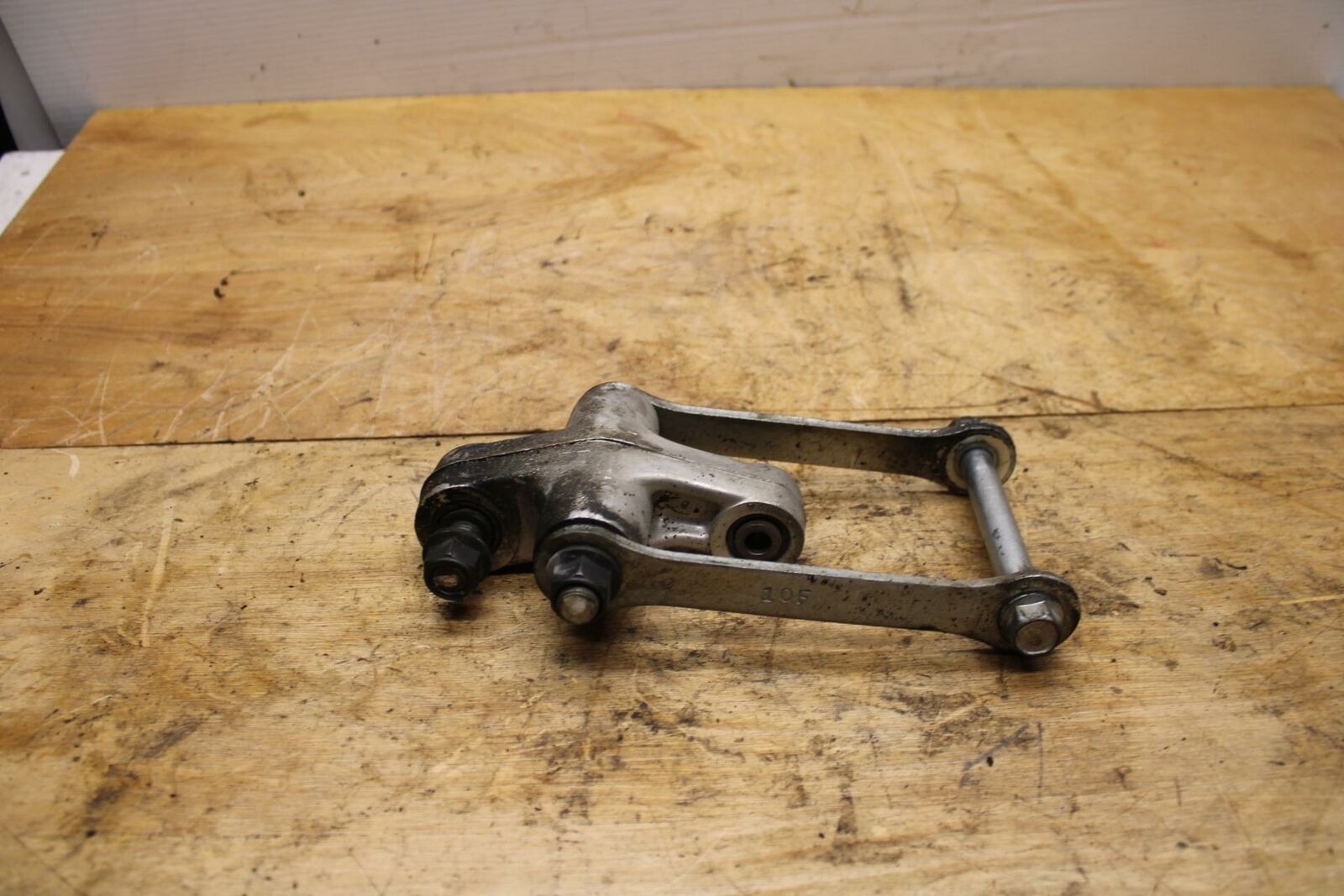 05-09 SUZUKI BOULEVARD C90 REAR BACK SHOCK LINK BB332