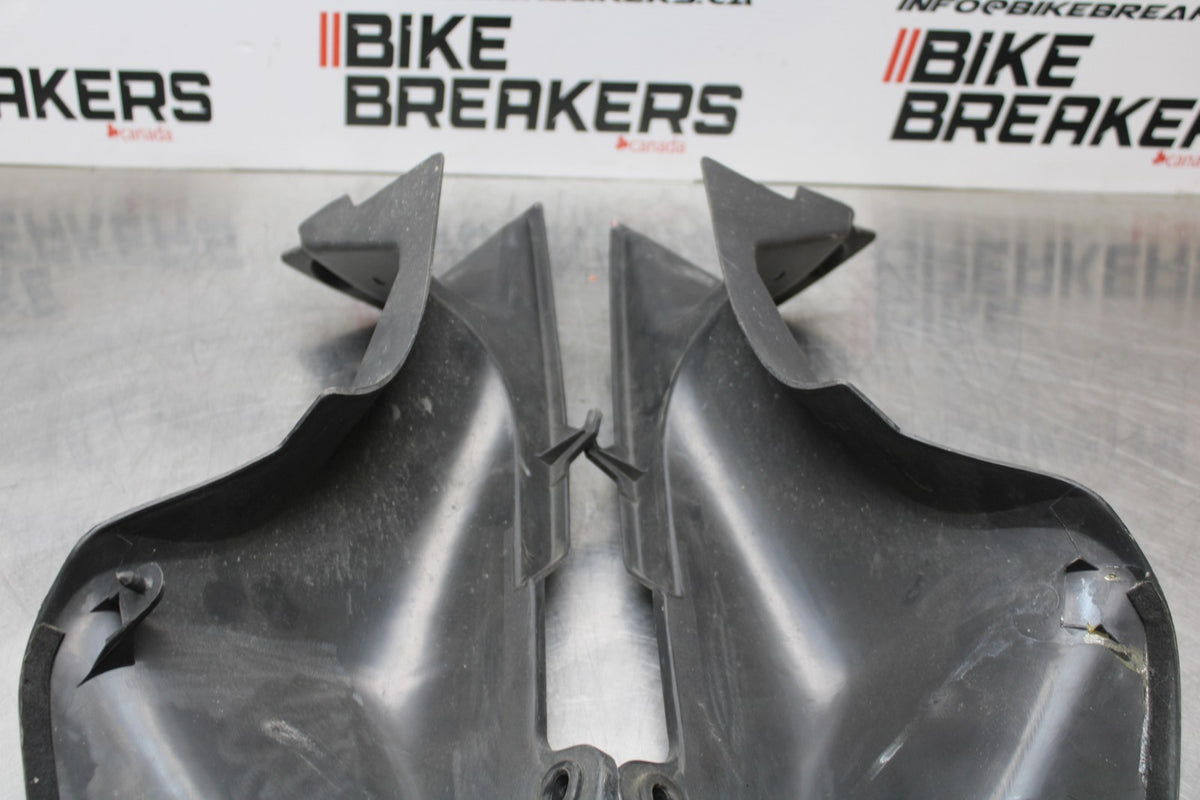 01-06 HONDA CBR600F4I RIGHT LEFT FRONT DUCT COVERS PANELS COWLS BB185