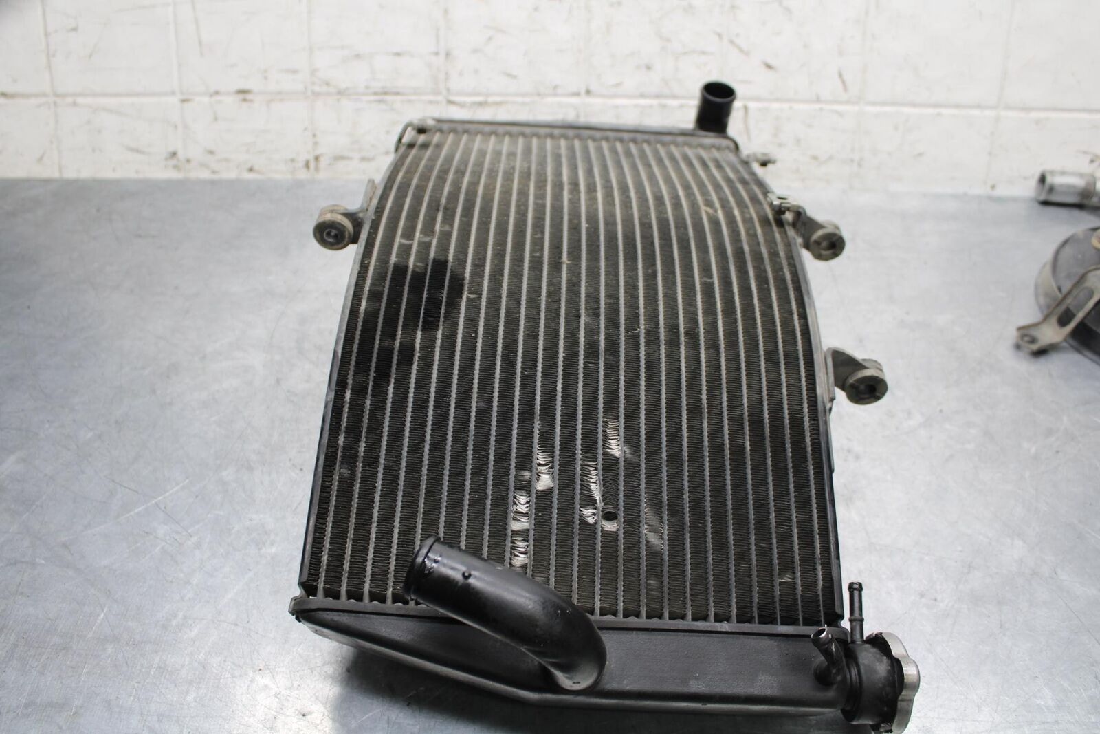 2005 Honda CBR600RR ENGINE RADIATOR MOTOR COOLING RADIATER 19010-MEE-D01 BB564