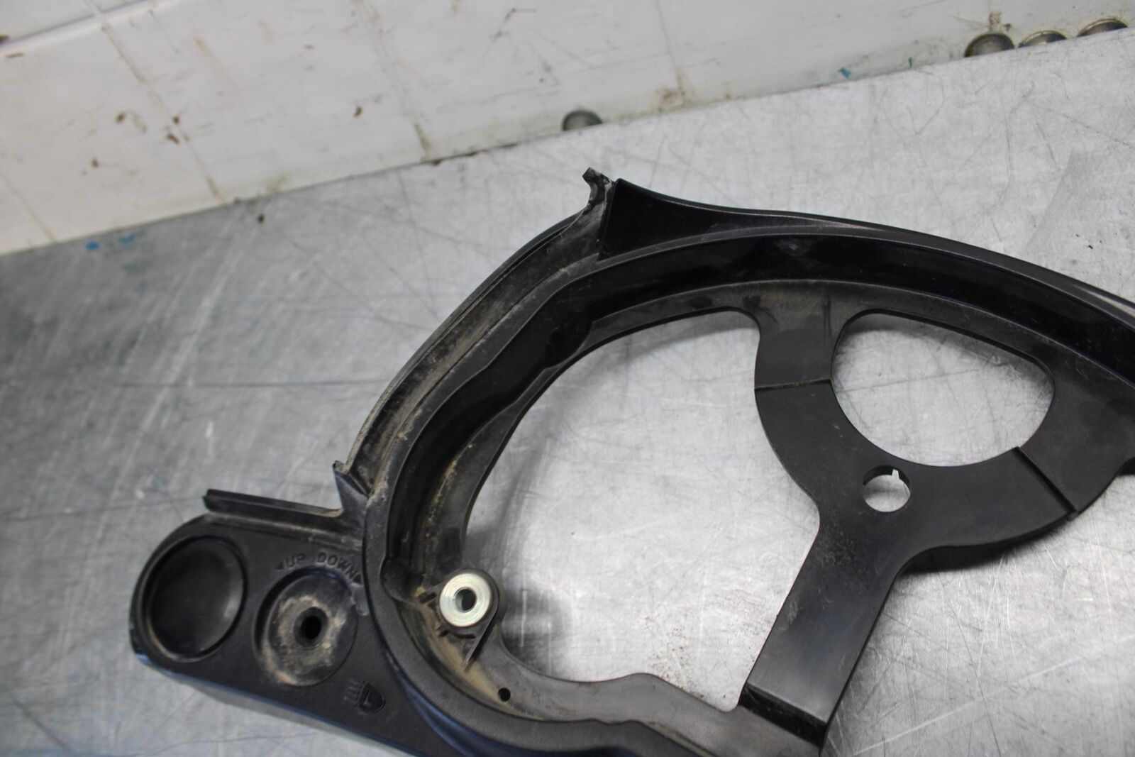 07-08 KAWASAKI CONCOURS 1400 ABS  CLUSTER GAUGE INSTRUMENT CLUSTER TRIM BB449