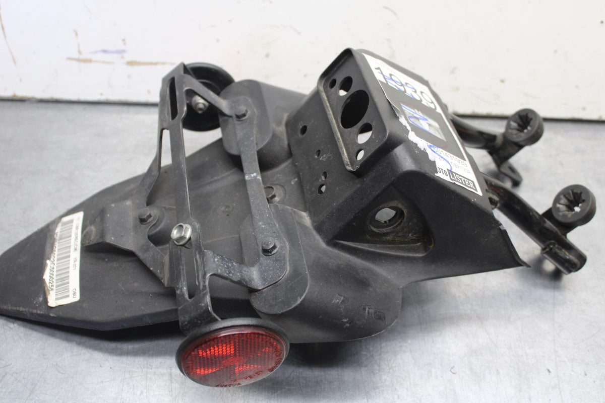 11-19 HONDA CBR125R REAR BACK FENDER MUD GUARD BB105