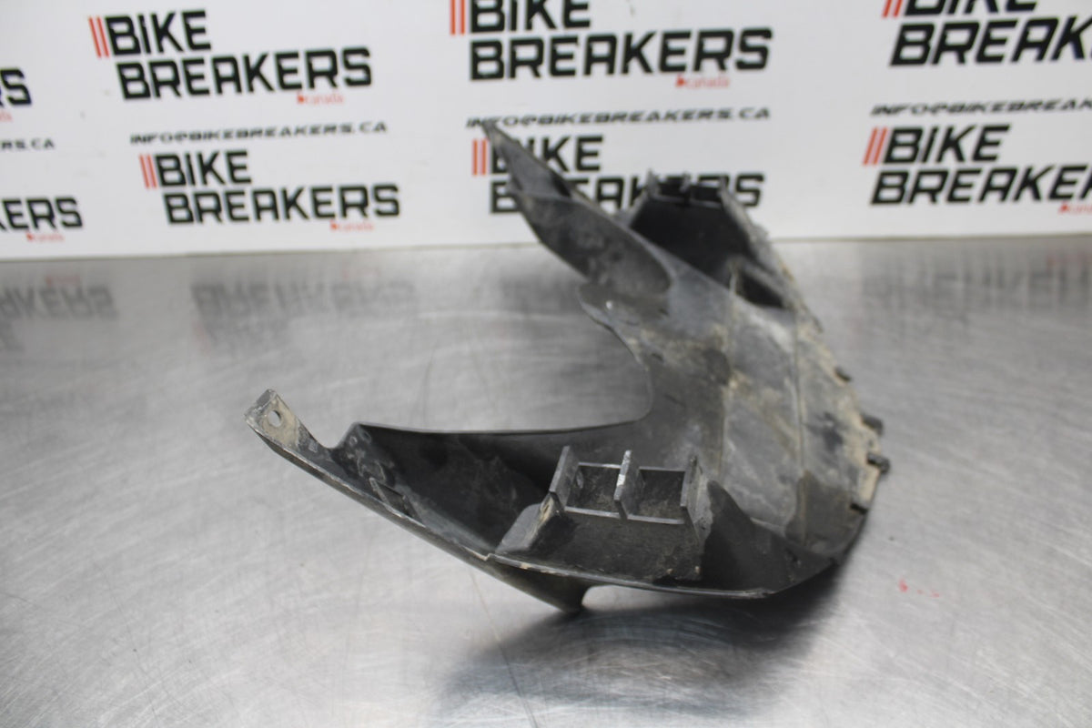 08 SUZUKI SV650 LOWER FRONT UPPER INNER HEADLIGHT COWL FAIRING  BB846
