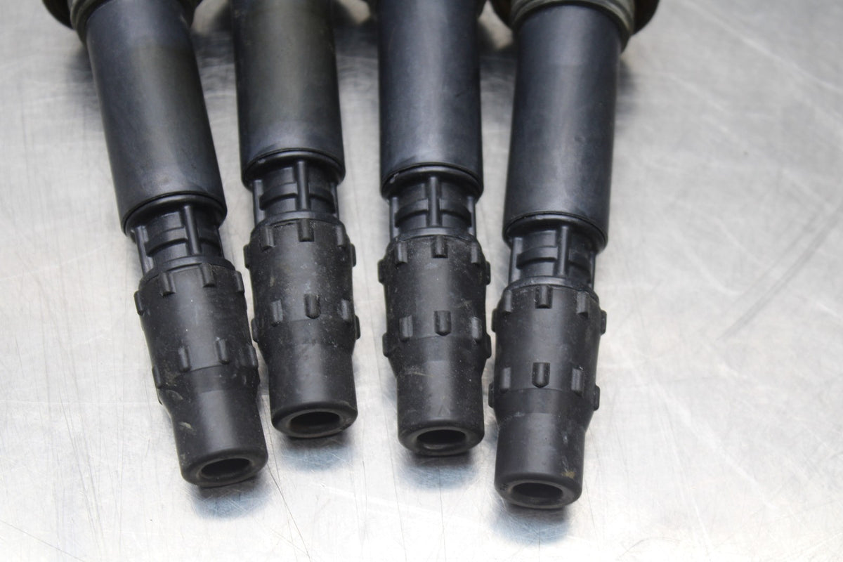 04-05 SUZUKI GSXR600 IGNITION COILS COIL SPARK PLUG CAPS BB792