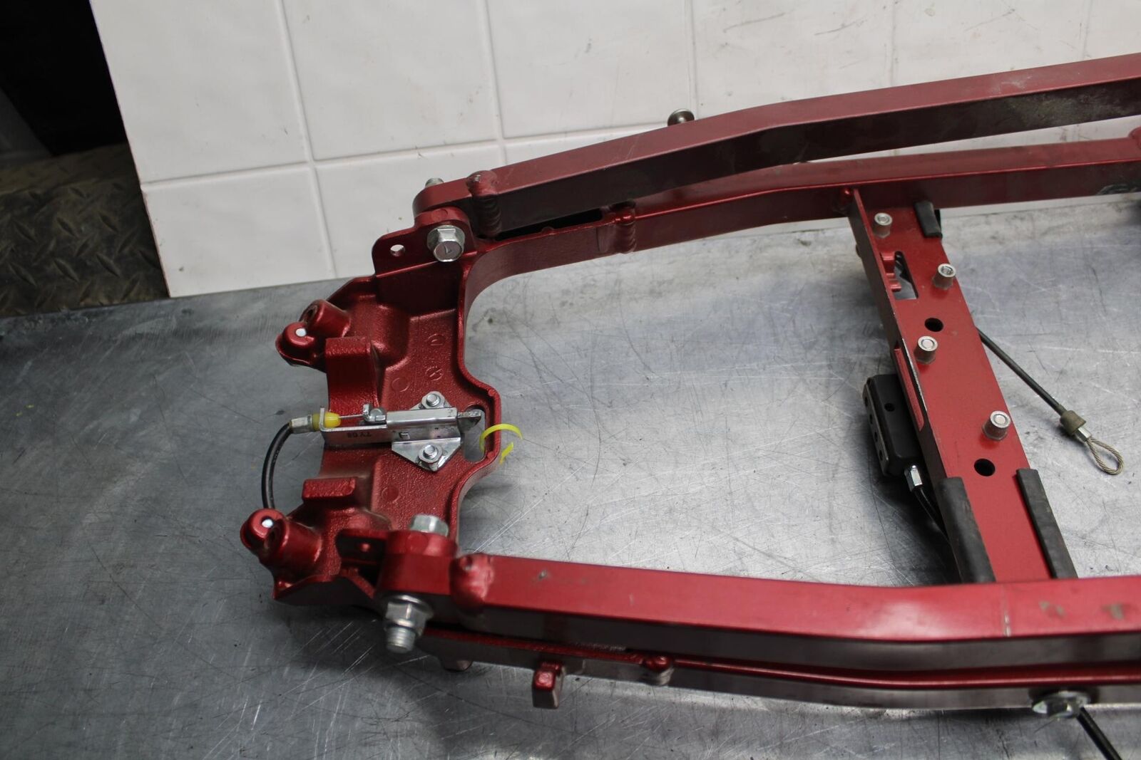 08-09 KAWASAKI NINJA ZX14R REAR SUBFRAME BACK SUB FRAME BB73