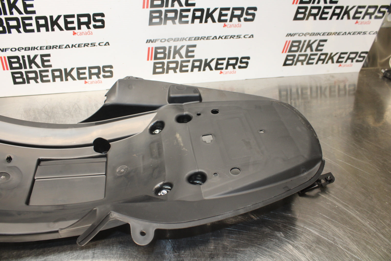 23-24 KAWASAKI NINJA ZX14R NEW!! REAR TAIL UNDERTAIL FAIRING COWL FENDER BB169