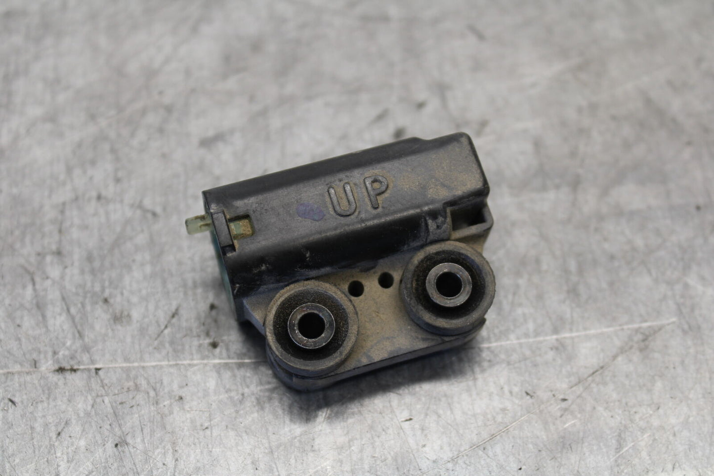 07-09 YAMAHA FZ6 TIP OVER BANK ANGLE CRASH SENSOR SWITCH  5PS-82576-01-00 BB713