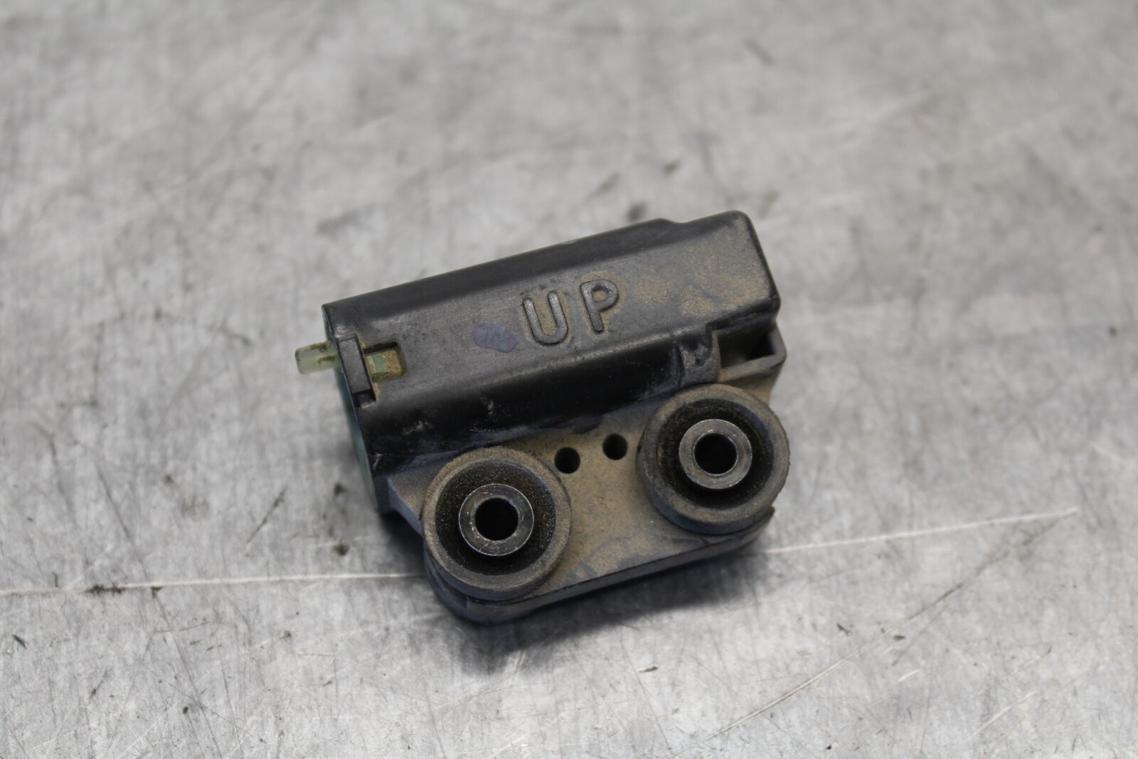 07-09 YAMAHA FZ6 TIP OVER BANK ANGLE CRASH SENSOR SWITCH  5PS-82576-01-00 BB713