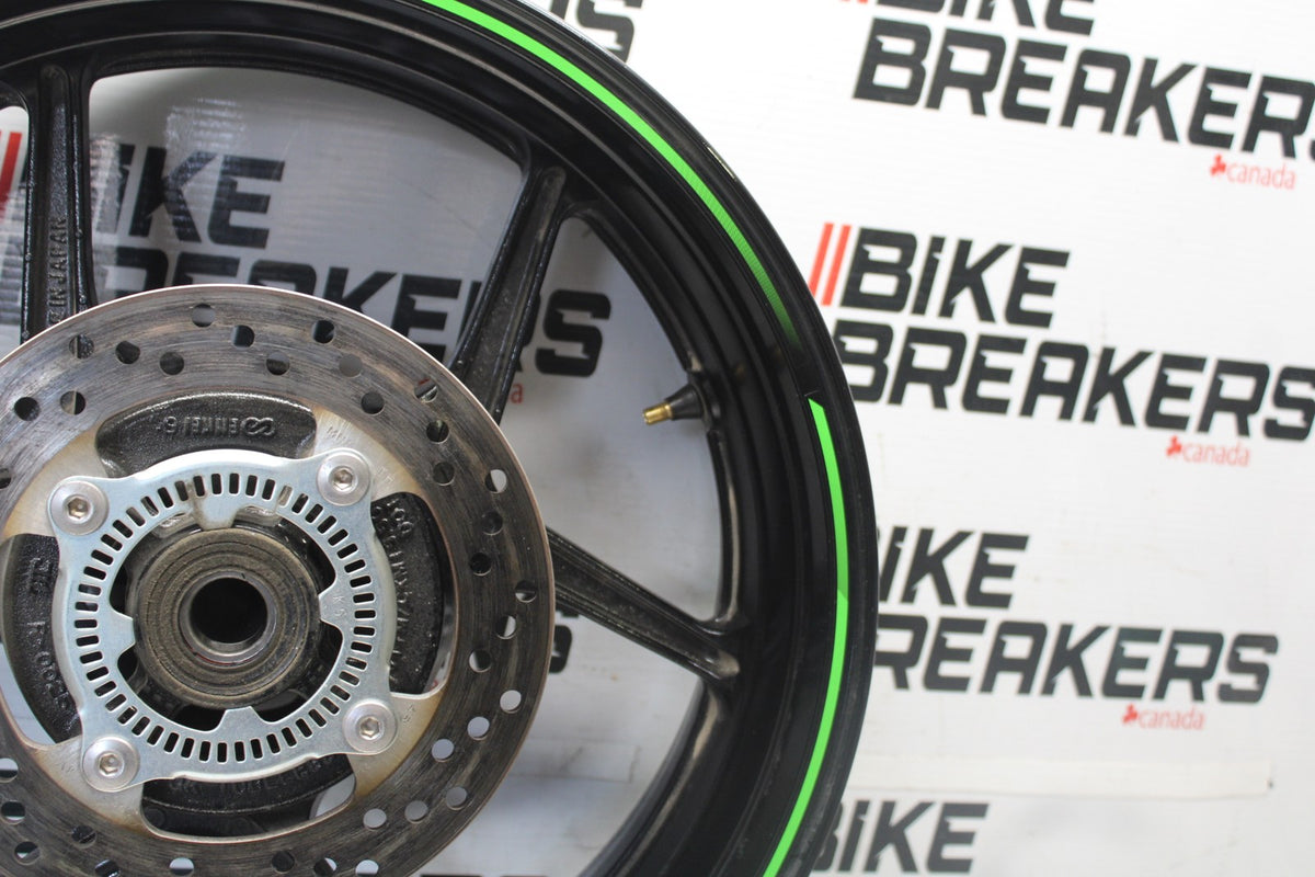 24-25 KAWASAKI NINJA ZX6R REAR WHEEL BACK RIM & ROTOR BB939