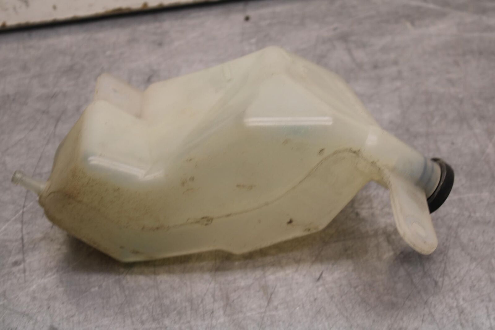 2013 Suzuki Boulevard C50T COOLANT WATER TANK RESERVOIR BOTTLE 17910-40H00 BB625