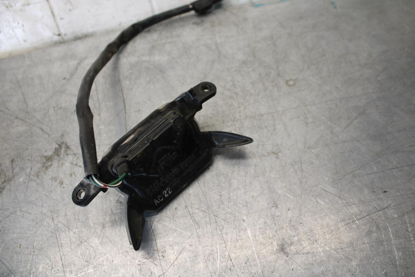 2011 Honda CBR600RR RUNNING PILOT FRONT LIGHT  BB520